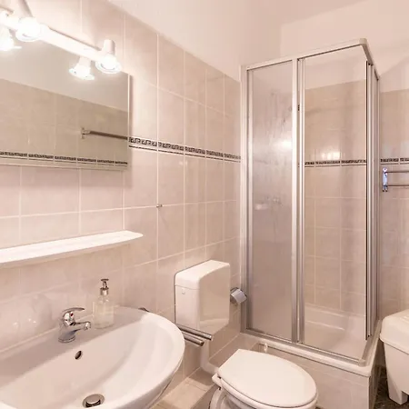 Casa de hóspedes Wald Und 3*