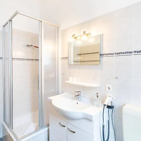 Guest house Wald Und 3*